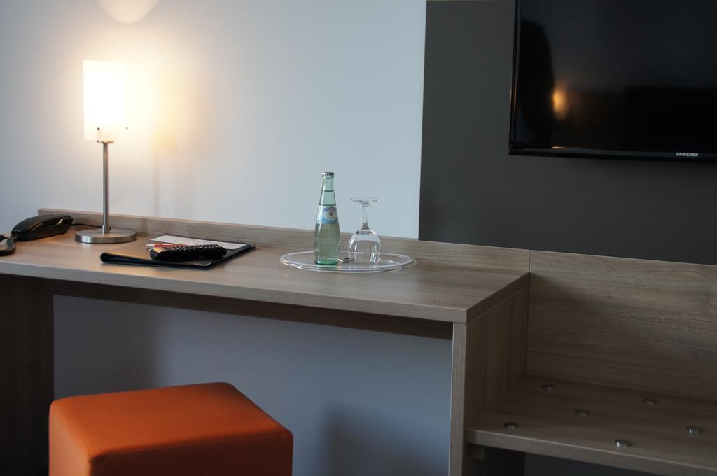 Euro Hotel Friedberg Экстерьер фото